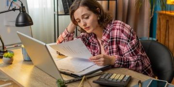 Reduce Debt by 15% This Year: 3 Essential Finance Tips - Cover Image