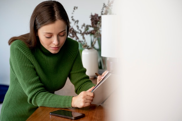Cut Costs Now: Personal Finance Tips for Eliminating Unnecessary Expenses