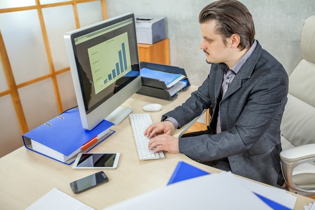 Investing for Beginners: Set Financial Goals & Align Investments