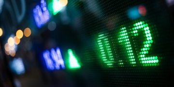 Bonds for Beginners: A Guide to Investing in Bonds - Cover Image