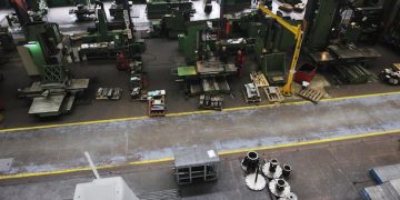 Decoding US Manufacturing: PMI Data Analysis & Economic Impact - Cover Image